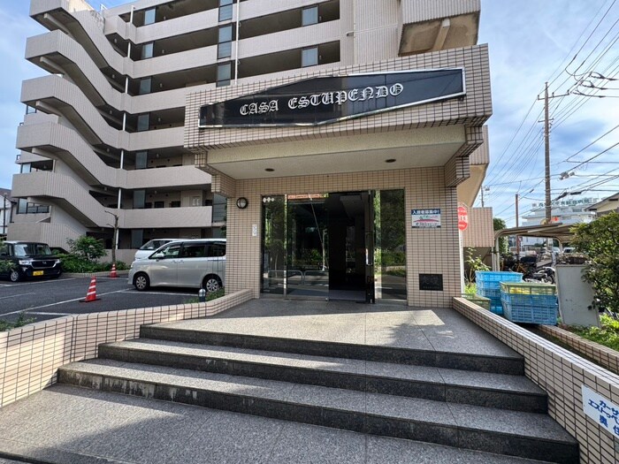 物件外観写真5　(エントランス部分)