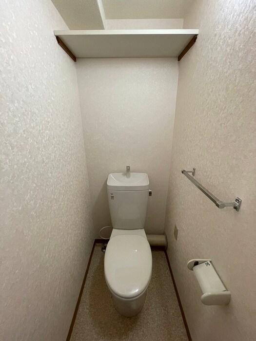 物件内観写真14　(トイレ)