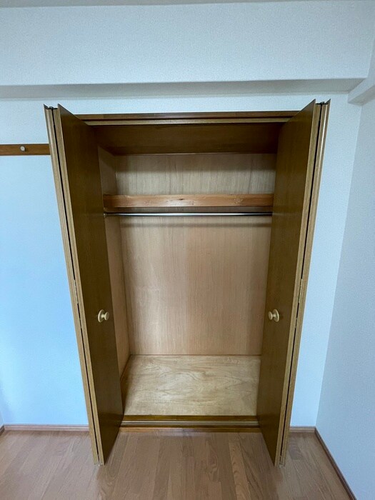 物件内観写真15　(収納)