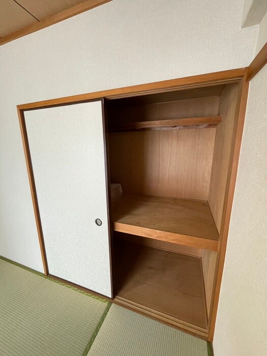 物件内観写真18　(収納)