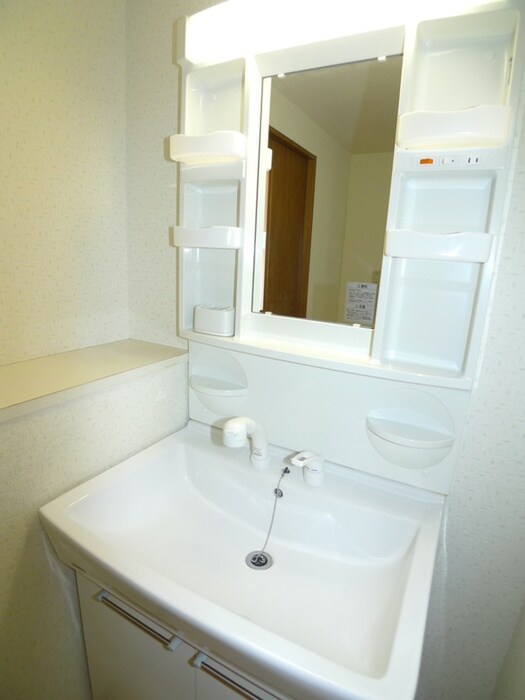 物件内観写真8　(洗面)