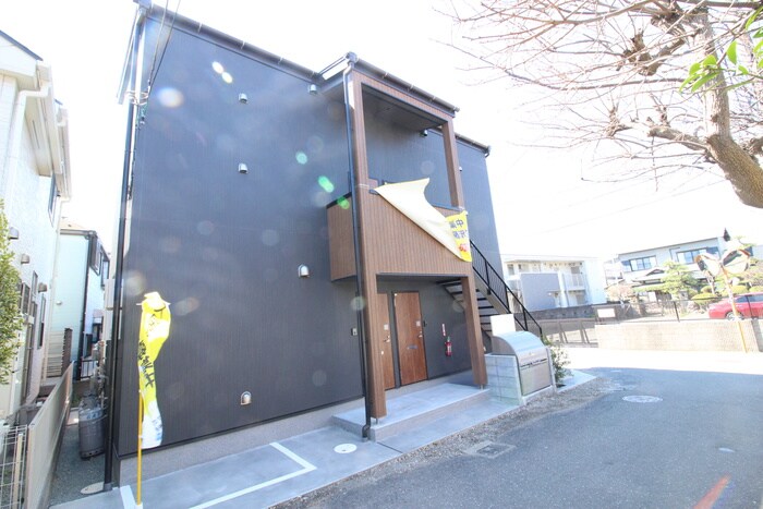 物件外観写真2　(外観写真)