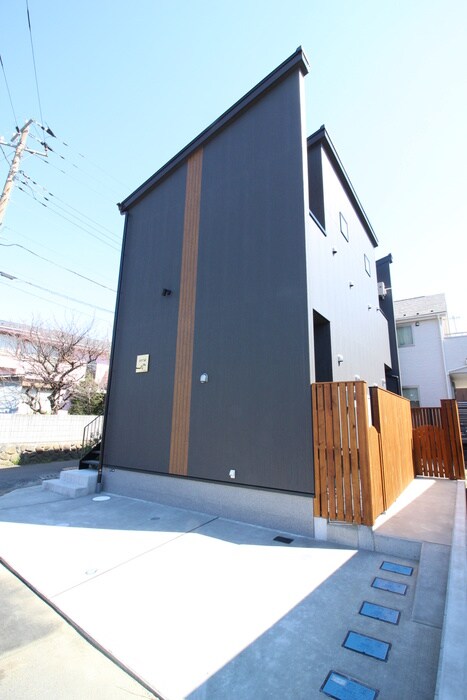 物件外観写真3　(外観写真)