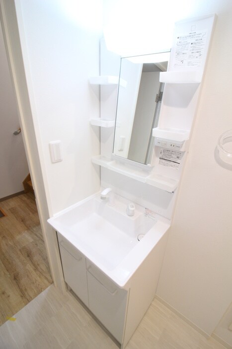 物件内観写真9　(洗面)