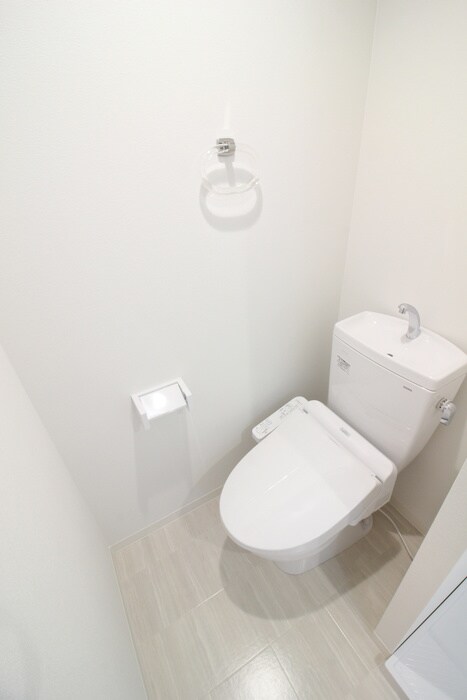 物件内観写真11　(トイレ)