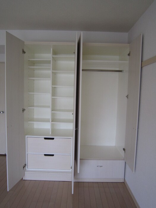 物件内観写真15　(収納)