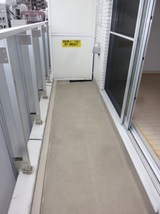 物件内観写真16　(ベランダ・バルコニー)