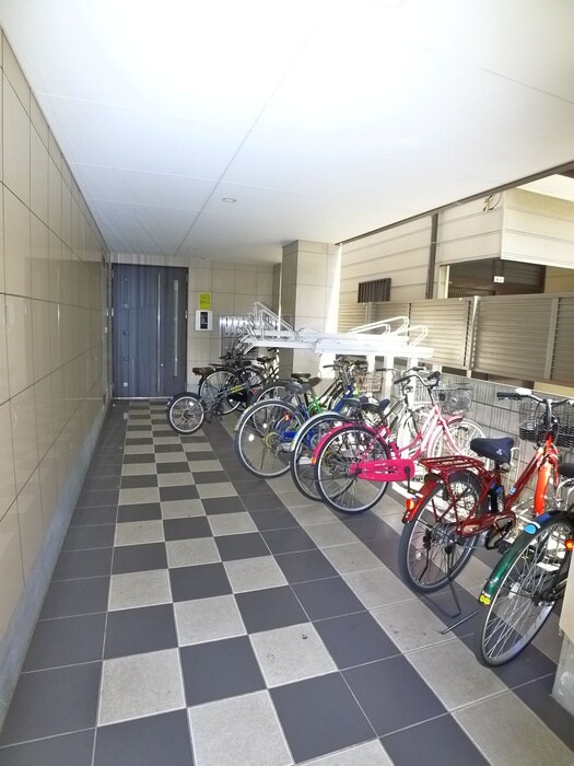 物件外観写真6　(建物設備)