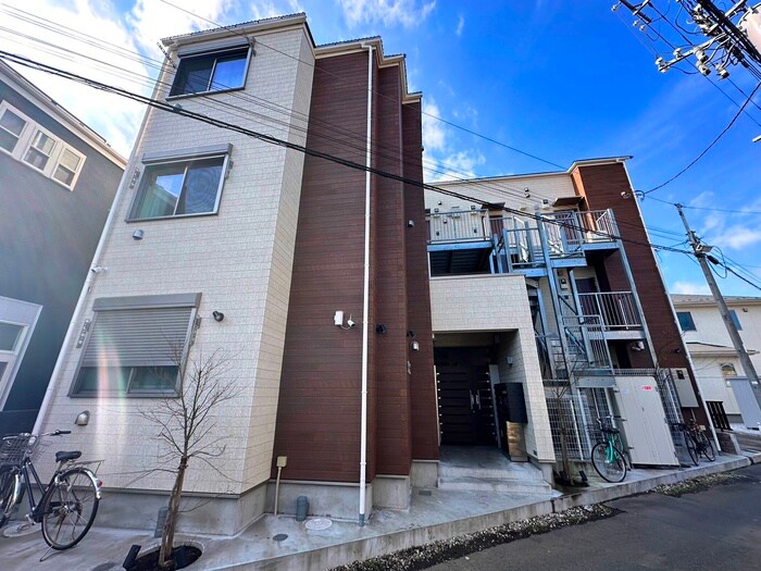 物件外観写真1　(外観写真)