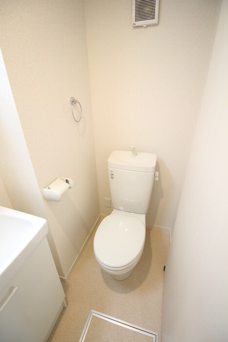 物件内観写真10　(トイレ)