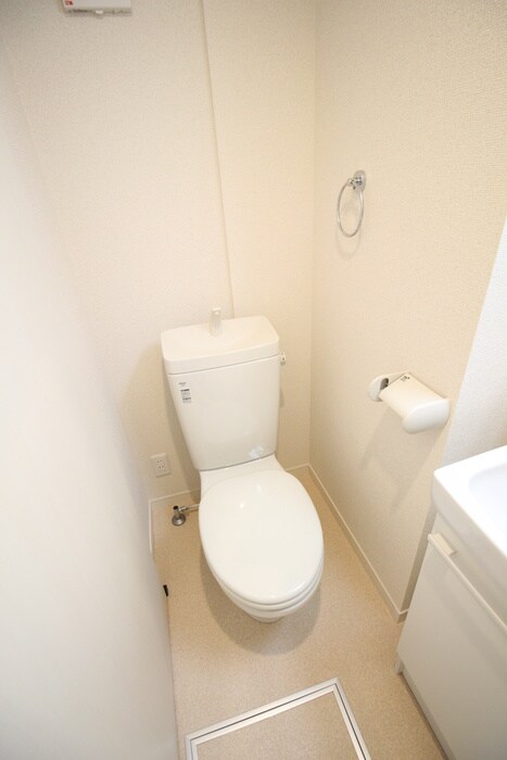 物件内観写真11　(トイレ)