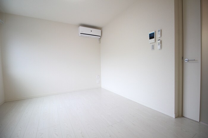 物件内観写真21　(居室)