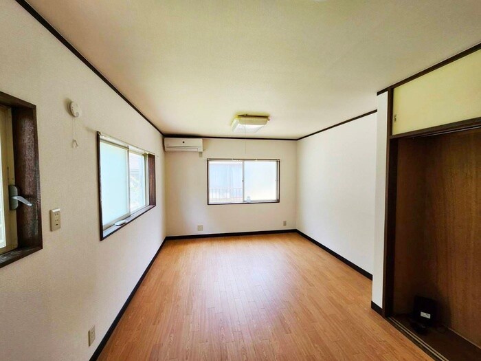 物件内観写真7　(居室)