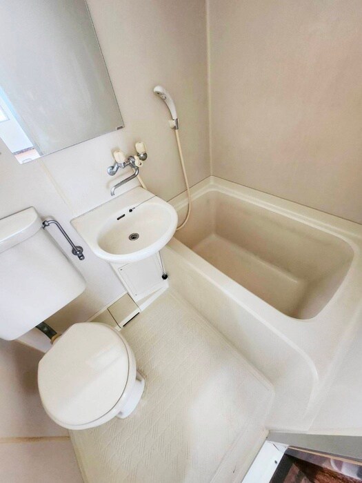 物件内観写真12　(洗面)