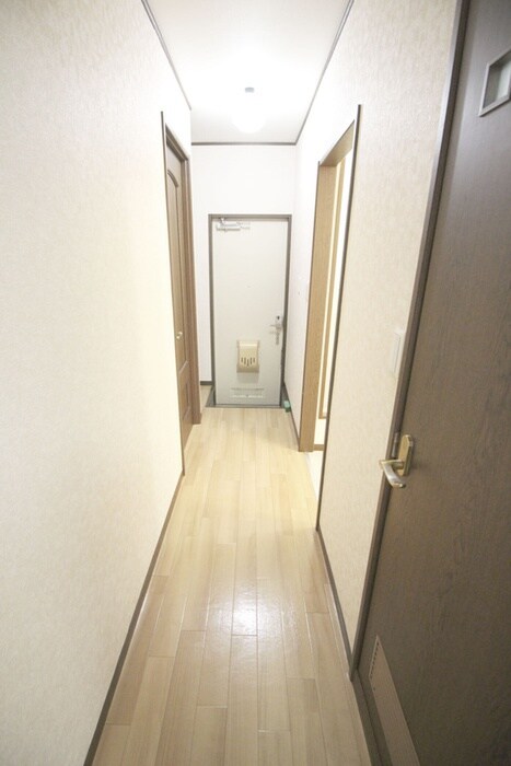 物件内観写真19　(廊下)