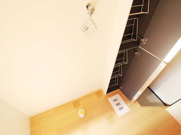 物件内観写真11　(洗濯機置場)