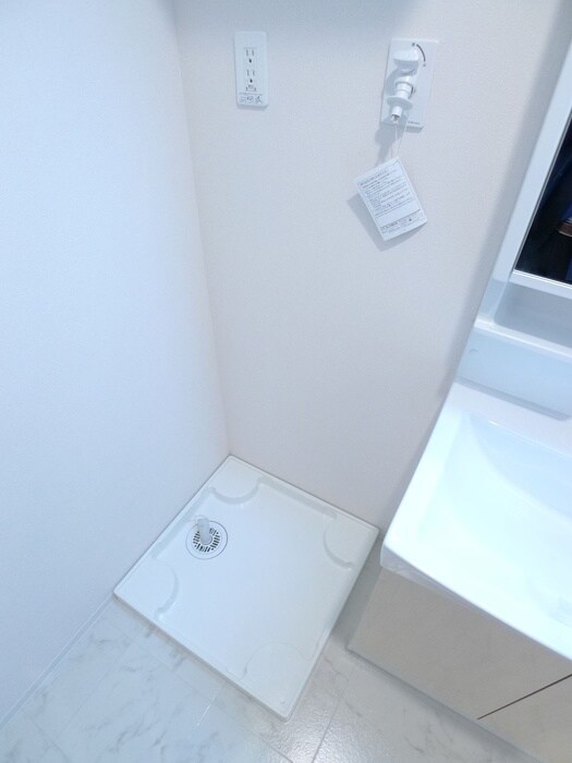 物件内観写真11　(洗濯機置場)