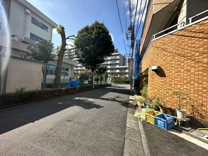 物件外観写真5　(周辺環境)