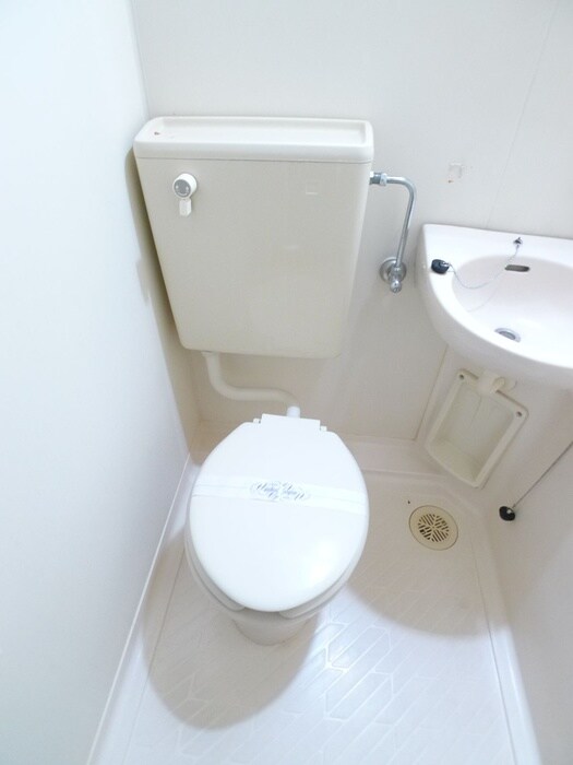 物件内観写真12　(トイレ)