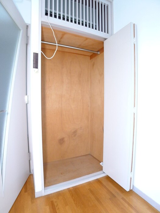 物件内観写真15　(収納)