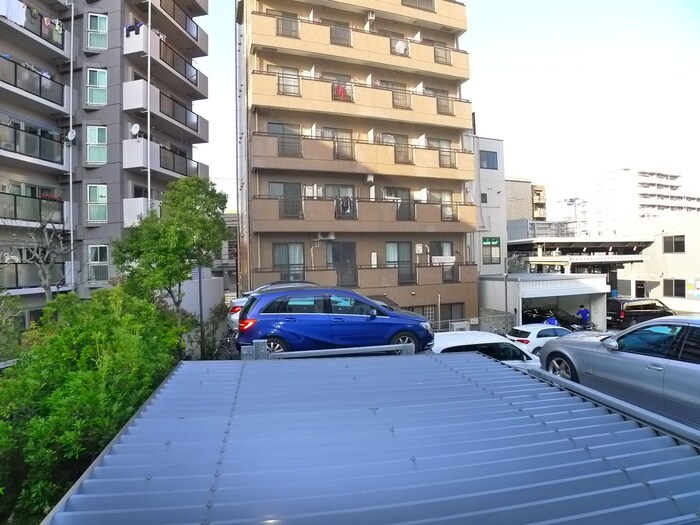 物件内観写真17　(室内からの展望)