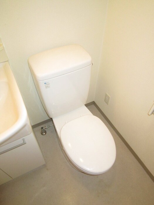 物件内観写真16　(トイレ)