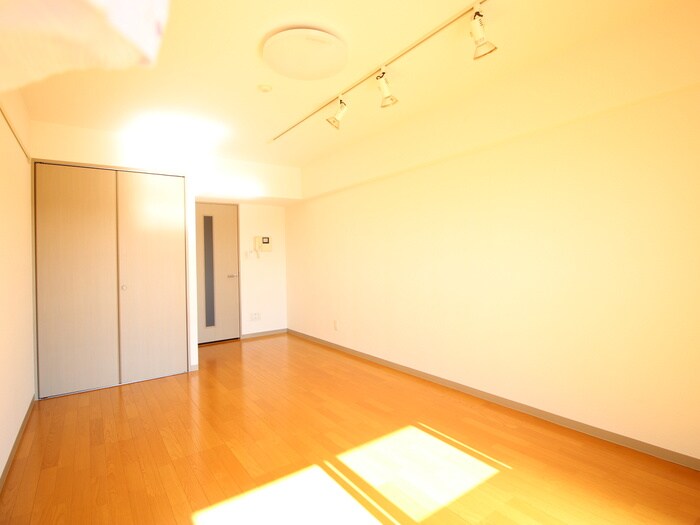 物件内観写真18　(居室)