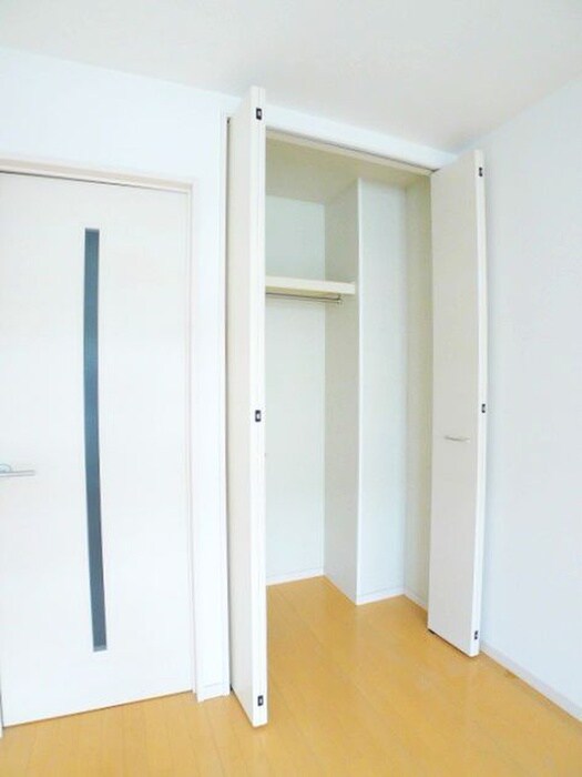 物件内観写真10　(収納)