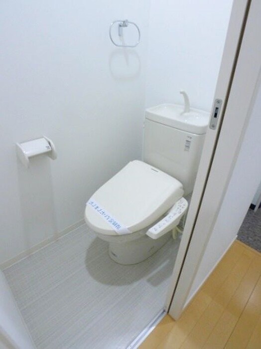 物件内観写真14　(トイレ)