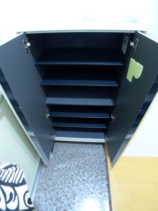 物件内観写真20　(靴箱)