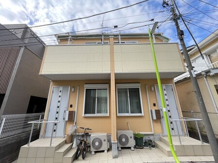 砧4丁目メゾネット住宅外観写真