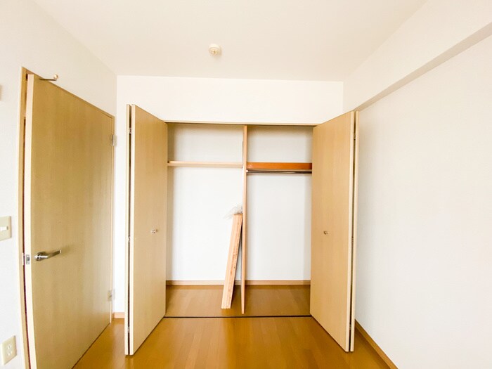 物件内観写真11　(収納)