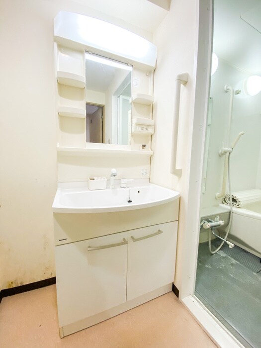 物件内観写真13　(洗面)