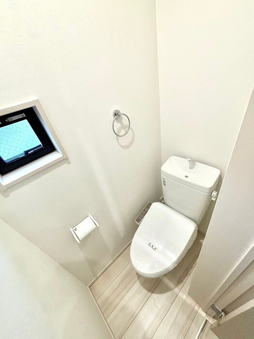 物件内観写真14　(トイレ)