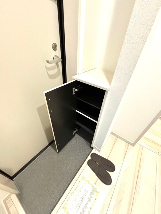 物件内観写真18　(靴箱)