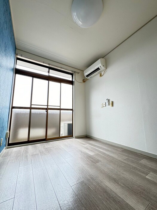 物件内観写真10　(居室)