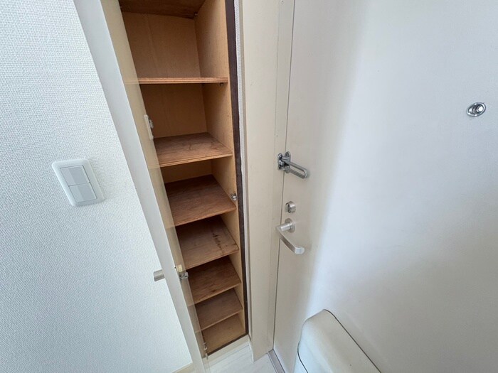 物件内観写真18　(靴箱)