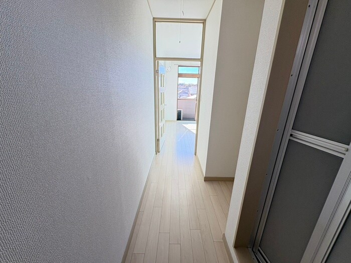 物件内観写真21　(廊下)