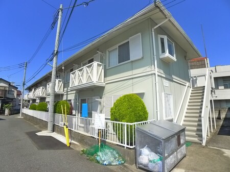 ウエストハイツ外観写真