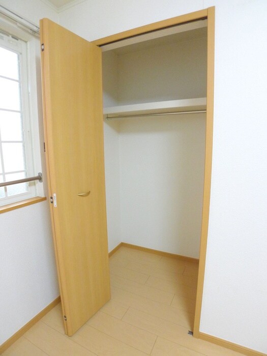 物件内観写真11　(収納)