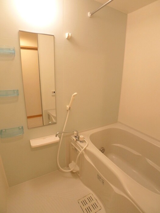 物件内観写真12　(バス／シャワールーム等)