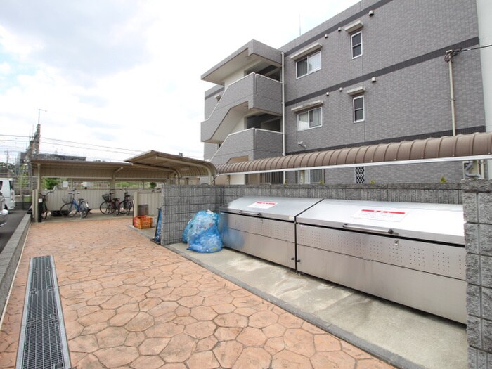 物件外観写真6　(建物設備)