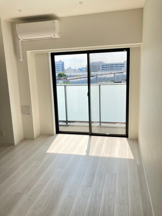 物件内観写真13　(ベランダ・バルコニー)