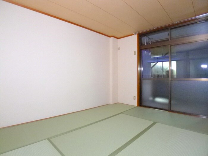 物件内観写真9　(居室)