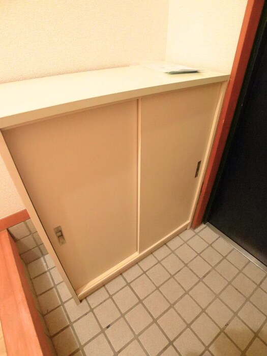 物件内観写真18　(靴箱)