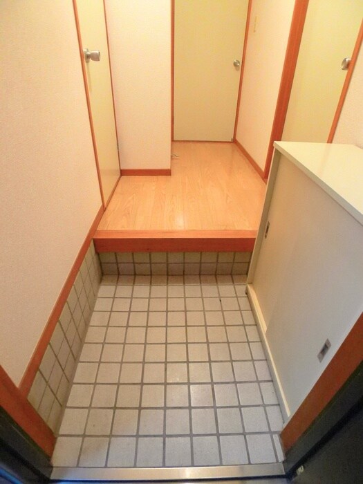 物件内観写真19　(玄関)