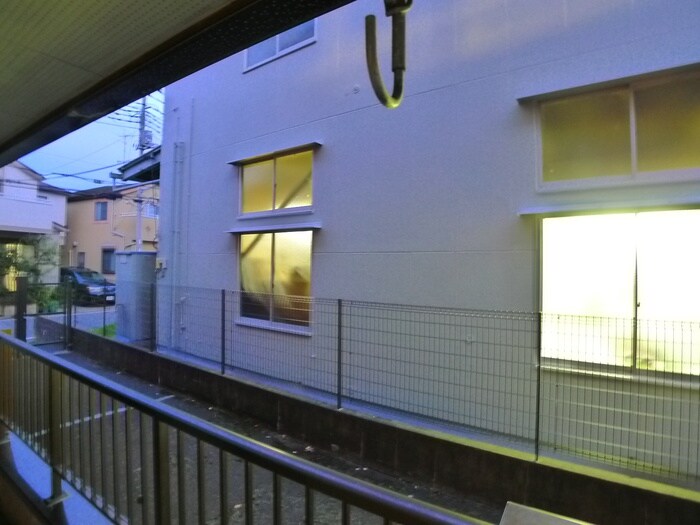 物件内観写真21　(室内からの展望)