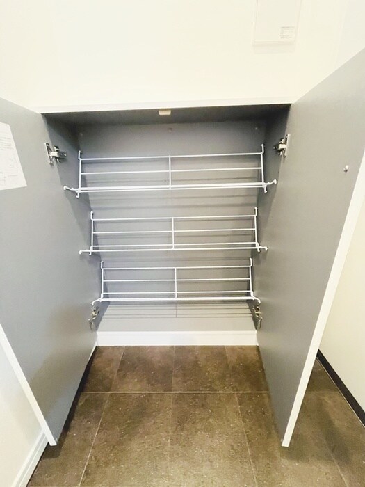 M　Quarto青井の靴箱