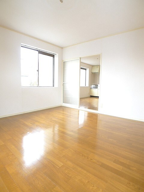 物件内観写真5　(居室)