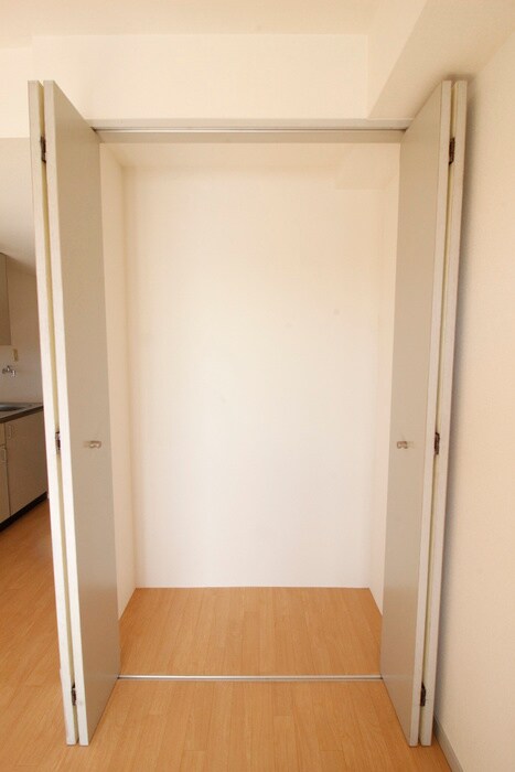 物件内観写真9　(収納)